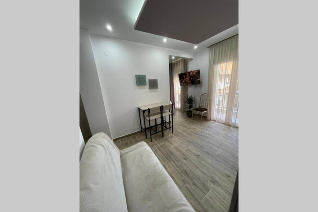 Comfort And Seaview Apartment Nea Paralia Thessaloníki Exteriör bild